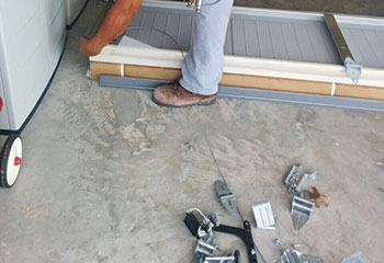 Garage Door Troubleshooting | Garage Door Repair Pleasanton, TX Garage Door Troubleshooting | Garage Door Repair Pleasanton, TX